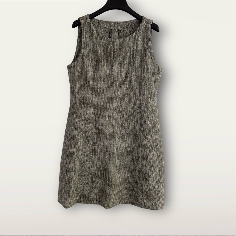 Custom-Tailored Black and Gray Wool Tweed Shift Sleeveless Dress - Picture 2 of 7